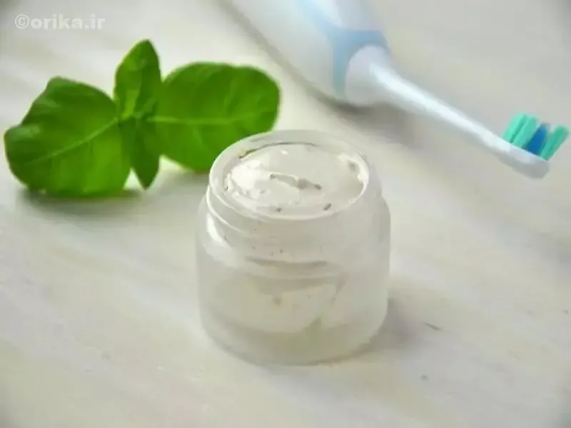 خمیردندان گیاهی چیست و چه تفاوتی با نوع شیمیایی دارد؟